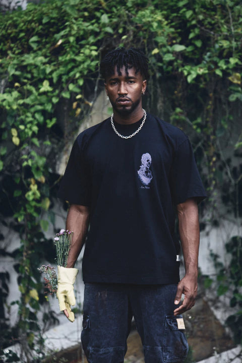 Camiseta Ashes  Negra